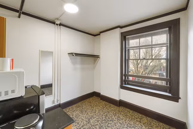 Studio 1 Bath 324 floor plan
